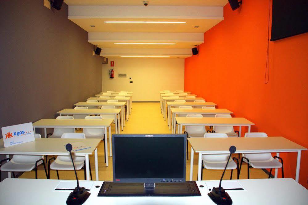 Kaps Hostel Виго Екстериор снимка